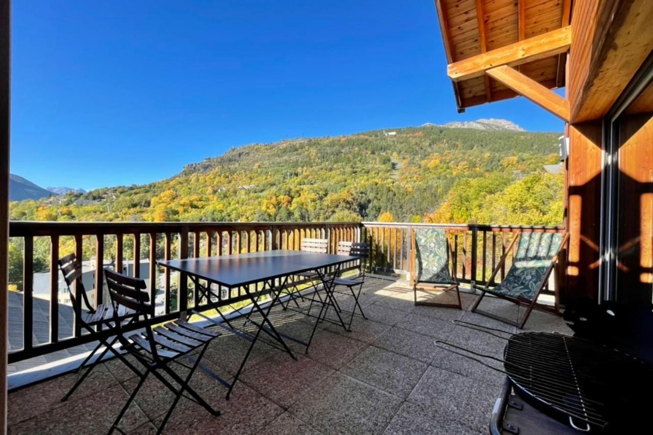 Large Chalet With Terrace And View In Briancon Leilighet Eksteriør bilde